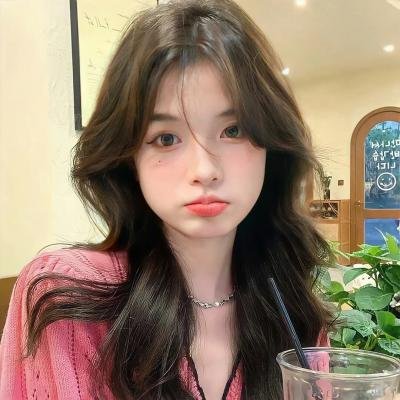 在大雪封闭的山庄里